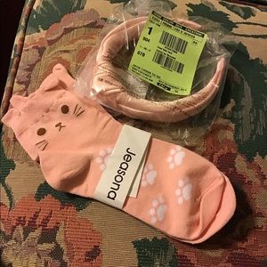 KITTY SOCKS AND PINK KNOTTED HEADBAND BOTH NWT LOT